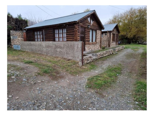 Venta De Dos Casas Tipo Cabañas Próximas Al Centro De Esquel Chubut