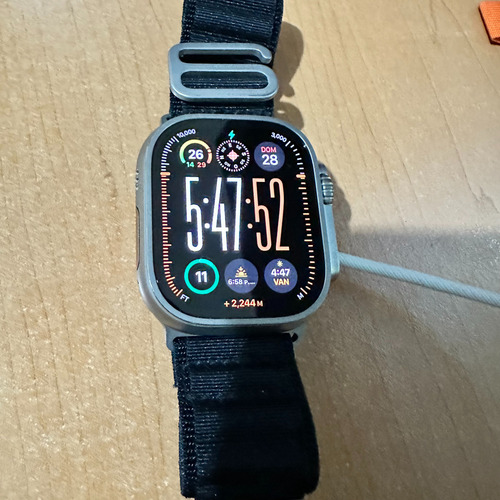 Apple Watch Ultra Gps + Celular - Caja De Titanio 49 Mm (Usado)