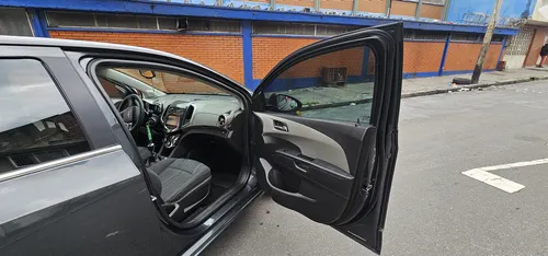 Chevrolet Sonic 1.6 Lt 5 p