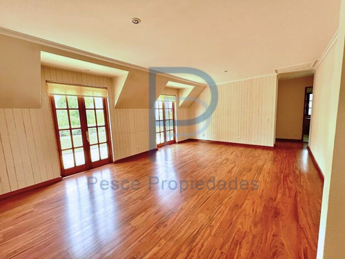 Excelente Casa Inglesa En Condominio Santuario Del Valle