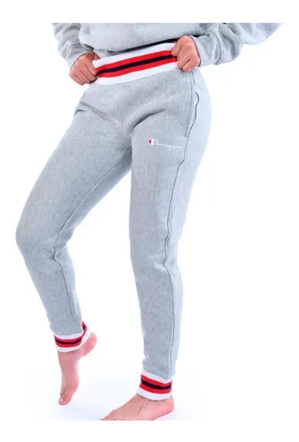 Conjunto champion de mujer sale