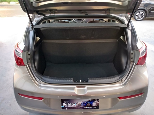 Imagem 10 de 13 de Hyundai Hb20 Confort