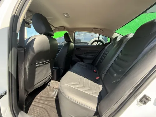 Nissan Versa 1.6 Sense Mt