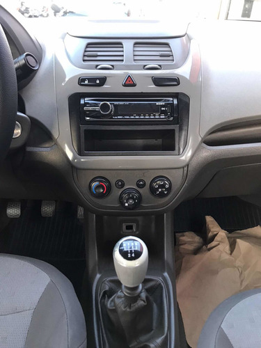 Imagem 18 de 18 de Chevrolet Cobalt 2013 1.4 Ls 4p
