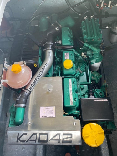 Lancha Cobra Mirage 28 C/ Volvo Kad 42 Diesel Impecável
