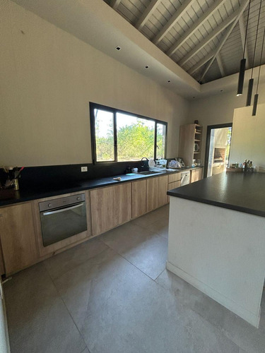 Excelente Moderna Casa Reserva Montoya La Barra