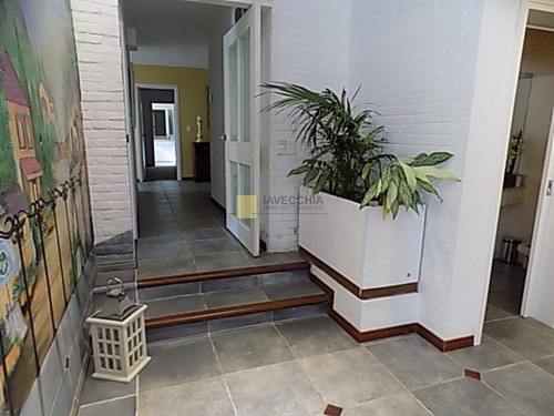 Imagen 20 de 30 de Venta De Casa De 6 Dormitorios En La Mansa