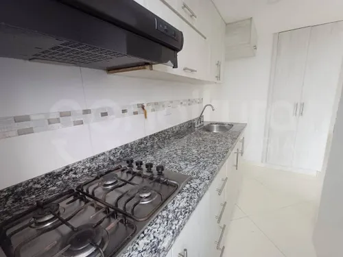 Apartamento En Arriendo La Mina 472-7317