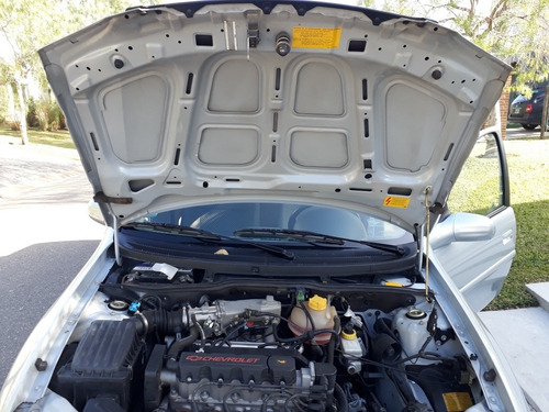 Imagen 5 de 12 de Chevrolet Corsa Classic Gls Full 2009 - 29000 Km Unico
