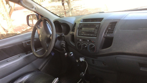 Imagem 4 de 10 de Toyota Hilux 2.5 4x4 Cd Diesel 2011