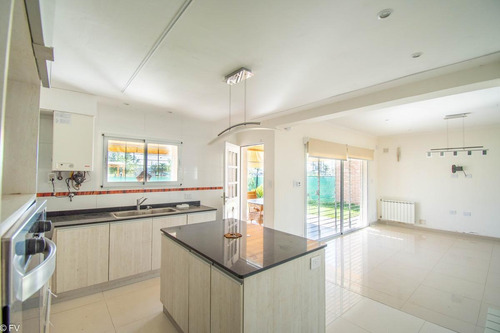 Imagen 8 de 26 de Casa En Venta 3 Dormitorios -roldan - Tierra De Sueños 3