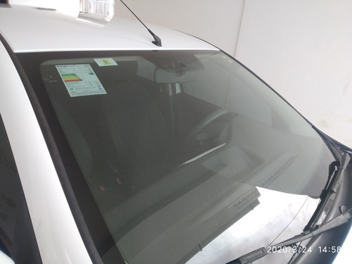 Renault Sandero 1.0 16v Expression Hi-flex 5p 2014