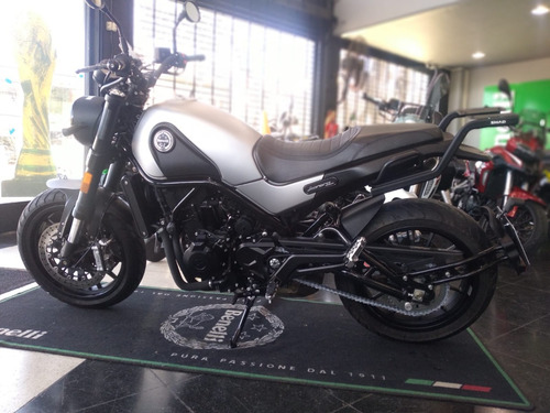 Benelli Leoncino 500 2021 Usada 2500km Impecable L.p.tranf