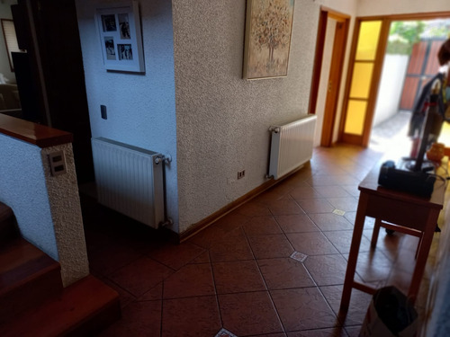 Hermosa, Comoda, Segura Y Bien Ubicada Casa En Las Condes