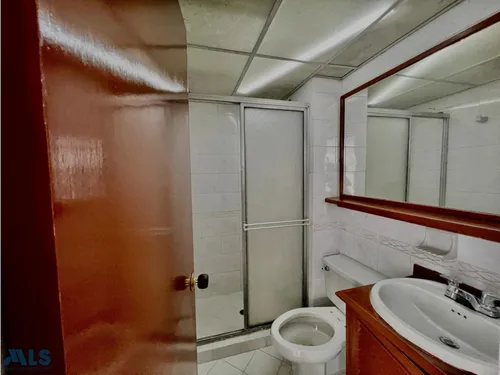 Comodo Y Amplio Apartamento En Envigado De 3 Alcob...(mls#252176)