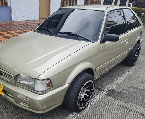 Mazda 323 Cupe