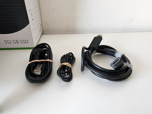 Imagen 6 de 7 de Xbox Series S 512gb All Digital Completa + Caja Y 1 Control