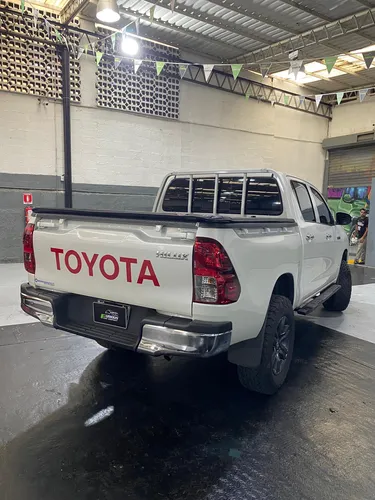 Toyota Hilux Revo 2.7