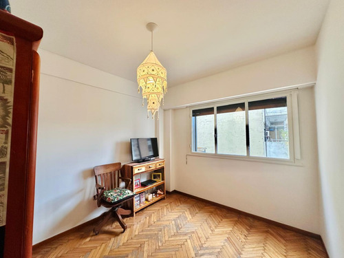Departamento En Avenida Juan Bautista Alberdi 200