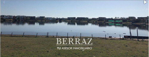 Lote Venta De 831 M2 A La Laguna Central En San Gabriel Villanueva 