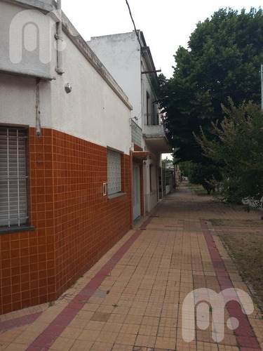 Imagen 2 de 14 de Casa - Tolosa