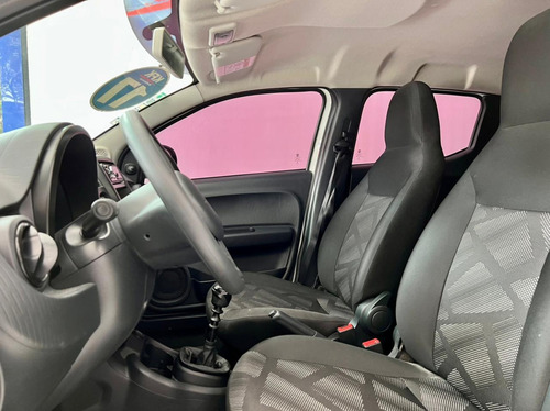 Imagem 7 de 9 de Fiat Mobi Evo Like On 1.0 (flex) Flex Manual