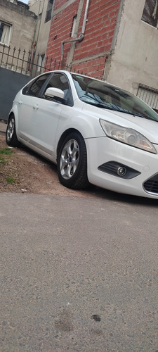 Ford Focus 2 2.0 Ghia Mt