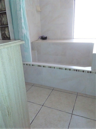 Imagen 27 de 30 de Vendo Hermosa Y Amplia Casa, Ubicada En Un Lugar De Ensueño, Rodeada De Naturaleza, Excelente Precio, 3 Salas, 4 Dormitorios, Alta Plusvalia Y Seguridad