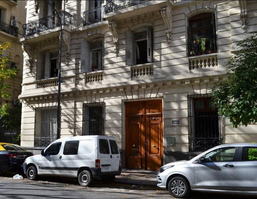Departamento En Congreso 5 Ambientes Al Frente Mas Patios