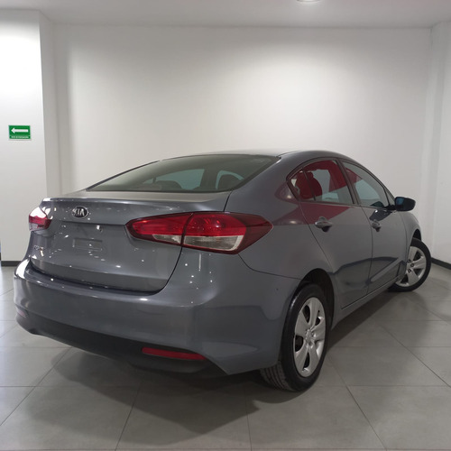 Imagen 5 de 15 de Kia Forte Lx T/m 2017