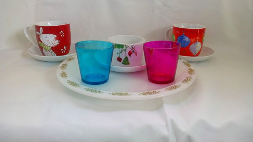 Imagen 3 de 3 de Juego Tazas Platos Vasos De Navidad