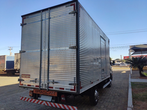 Imagem 4 de 11 de Vw Delivery Express 2019 - 187.500 Km