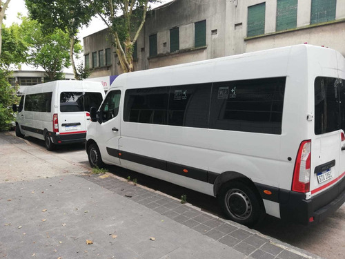 Imagen 3 de 10 de Traslado / Transporte De Pasajeros Camioneta / Van