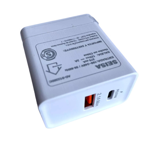 Enchufe Cargador Carga Rapida 20w Usb 3.0 2.1 A + Usb C Pd Color Blanco