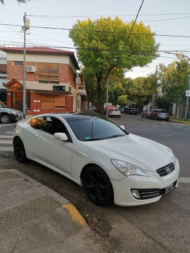 Hyundai Genesis 2010 3.8 Coupe 300cv 6mt