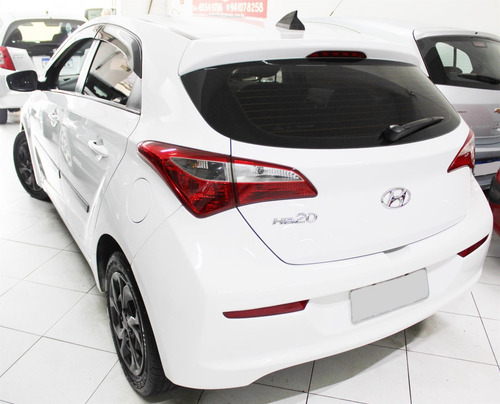 Imagem 10 de 10 de Hyundai Hb20 1.0 Comfort Flex Manual
