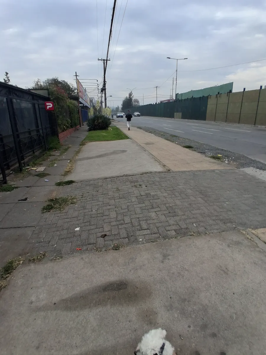Imagen 1 de 11 de Casa Av Ossa Salida Vespucio Oriente