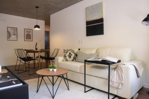 Apartamento En El Centro De Montevideo