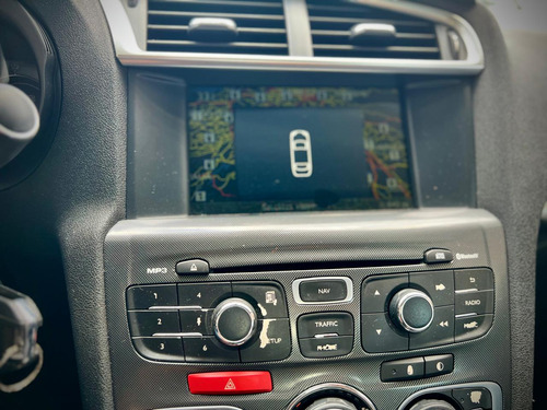 Citroën C4 Lounge 2.0 Tendance Flex Aut. 4p