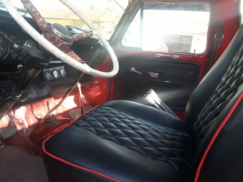 Imagen 4 de 4 de Ford 7000