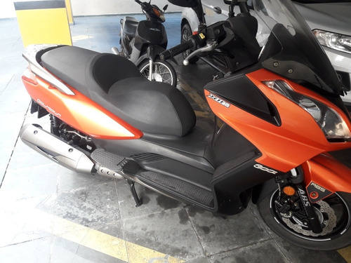 Imagem 7 de 8 de Suzuki Downtown 300cc