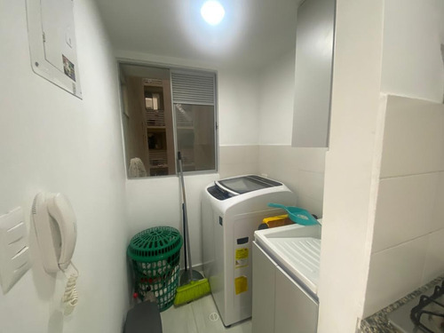 Imagen 2 de 22 de Hermoso Apartamento Con Parqueadero, Barrio Alameda