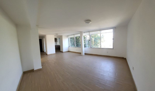 Departamento En Venta En Col.  Del Valle