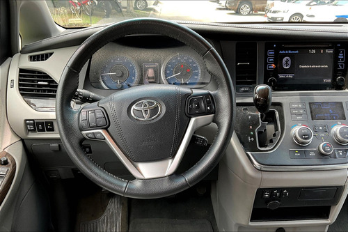 Toyota Sienna 3.5 Xle Piel At