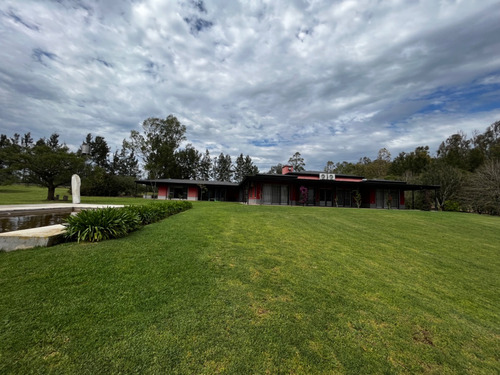 Excelente Casa Con Inmejorable Vista En Chacras Del Paraná  