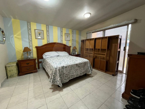 Casa En Venta En Viveros Del Valle 3 Recámaras