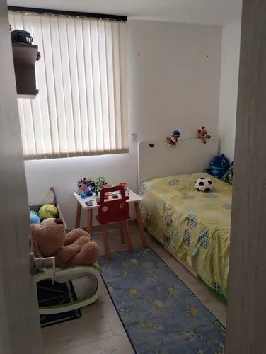 Apartamento De 2 Alcobas + Estudio