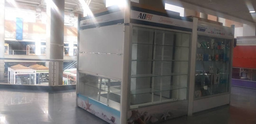 Imagen 3 de 4 de En Alquiler Local Centro Comercial Cristal