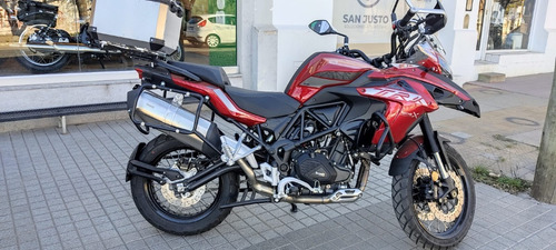 Imagen 2 de 4 de Benelli Trk 502x Disp Blanca Y Azul - Precio Enero 2023