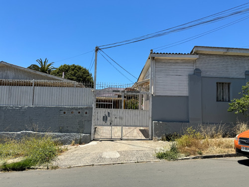 Amplio Terreno En Llolleo  Con 3 Casas  Buena Ubicación